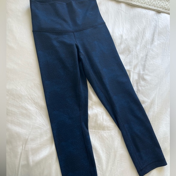 Lululemon leggings - Picture 5 of 6